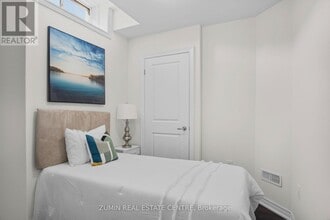 3189 Sixth Line in Oakville, ON - Building Photo - Building Photo