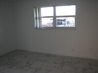 5780 Fernley Dr W-Unit -104 in West Palm Beach, FL - Building Photo - Building Photo