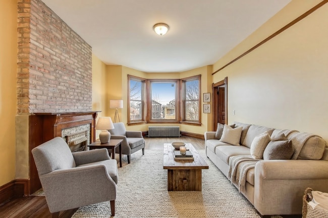 3351 S Union Ave, Unit 1 in Chicago, IL - Building Photo - Building Photo