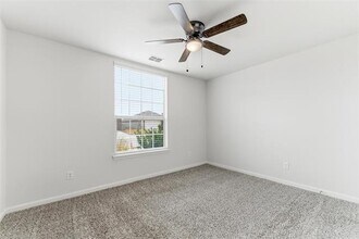 13622 Logan Pass Dr in Ponder, TX - Building Photo - Building Photo