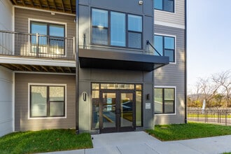 The Anderson in Brentwood, TN - Foto de edificio - Building Photo