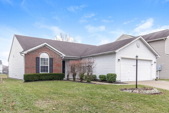 1495 Egret Ln in Greenwood, IN - Foto de edificio - Building Photo