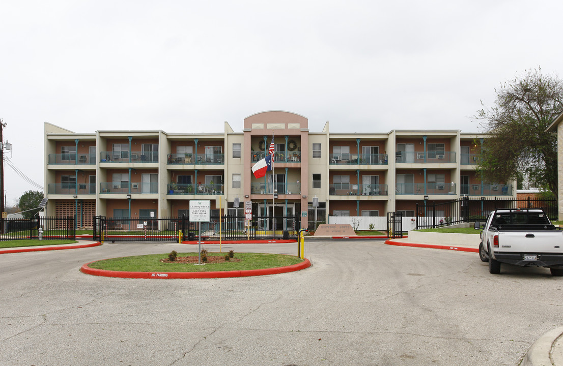 Kenwood North Apartments in San Antonio, TX - Foto de edificio