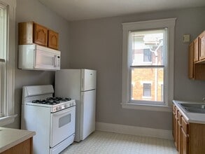 287 McCormick Plz, Unit 2 in Cincinnati, OH - Foto de edificio - Building Photo