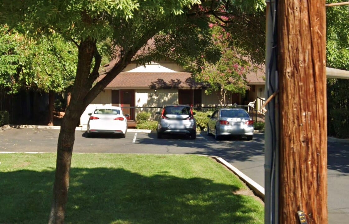 2142 Butte St in Redding, CA - Building Photo