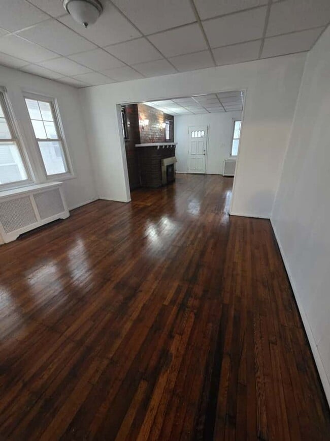 647 Edgewood Ave in Trenton, NJ - Building Photo - Building Photo