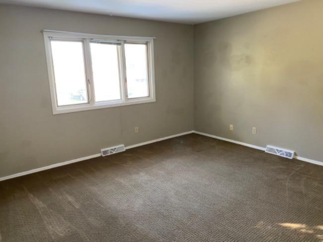 304 E Harrison St in North Liberty, IN - Building Photo - Building Photo