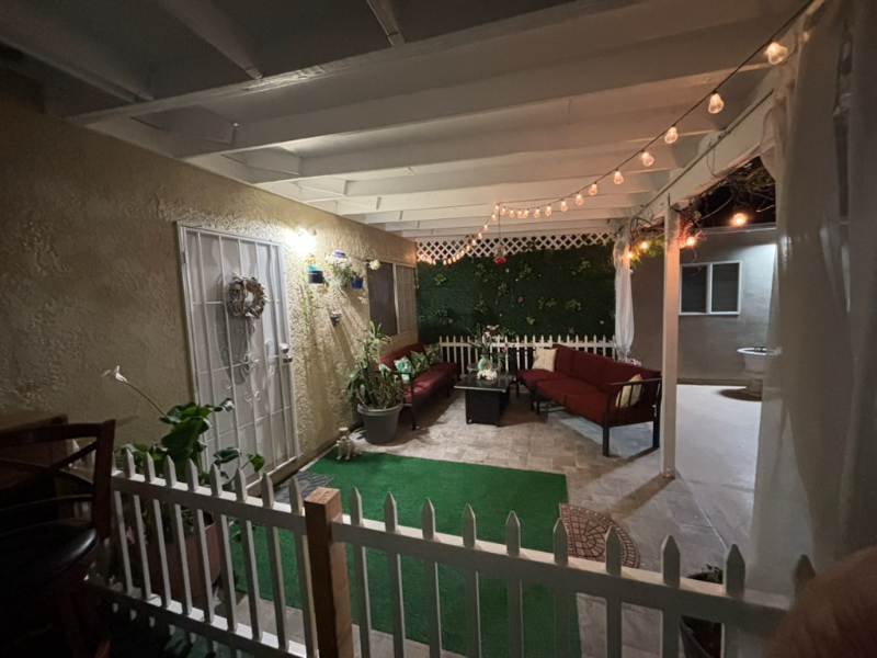 4225 Los Coyotes Diagonal in Lakewood, CA - Building Photo