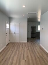 3932 Walgrove Ave, Unit 3932 Walgrove Ave Unit A in Los Angeles, CA - Foto de edificio - Building Photo