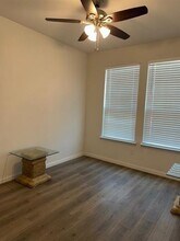 5534 Capilano Ct in Garland, TX - Foto de edificio - Building Photo