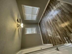 821 New Hampshire Ave in Joplin, MO - Building Photo - Building Photo