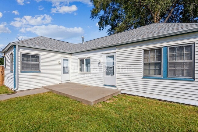 1755 S Sedgwick St in Wichita, KS - Building Photo - Building Photo