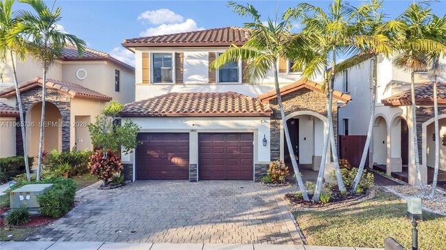 property at 3401 SE 5th St