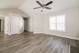 4304 Candle Ct in Raleigh, NC - Building Photo - Building Photo