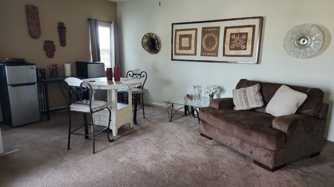 2122 Leo St in Manteca, CA - Building Photo - Building Photo