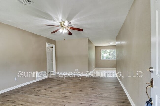 1332 E Brooks St in Norman, OK - Building Photo - Building Photo