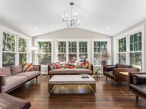 26 Woodridge Rd in Wellesley, MA - Building Photo - Building Photo