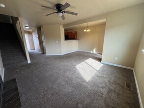 1373 SW 27th St in Redmond, OR - Building Photo - Building Photo