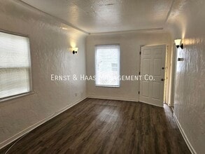 826 Belmont Ave in Long Beach, CA - Building Photo - Building Photo