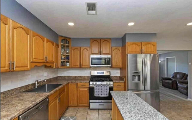 5280 Allison Ln in Riverside, CA - Building Photo - Building Photo