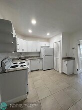 2550 NE 51st St-Unit -303 in Fort Lauderdale, FL - Building Photo - Building Photo