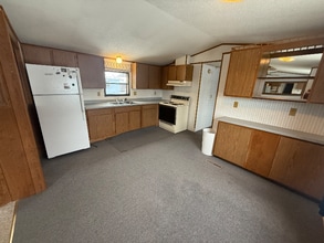 7 Commerce St in Holmen, WI - Building Photo - Building Photo