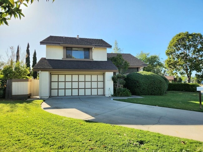 property at 577 Seahorse Ln