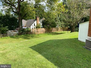 7132 Parkview Ave in Falls Church, VA - Building Photo - Building Photo