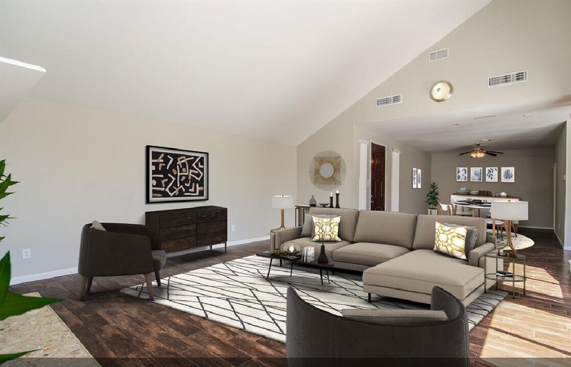 11423 Wickersham Ln in Houston, TX - Building Photo