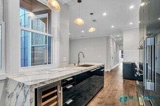 1638 Leavenworth St in San Francisco, CA - Building Photo - Building Photo