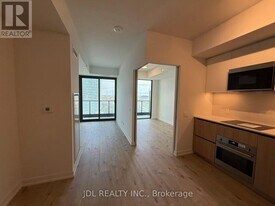 35 Parliament St in Toronto, ON - Building Photo