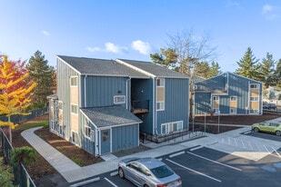 Aloha Park in Beaverton, OR - Building Photo