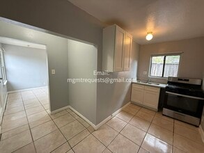 3550 Dwight Ave in Riverside, CA - Building Photo - Building Photo