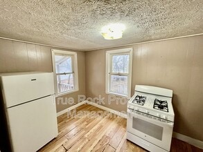 516 E 14th St in Ada, OK - Foto de edificio - Building Photo