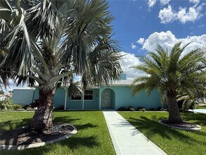 3181 Gulf Winds Cir in Hernando Beach, FL - Building Photo - Building Photo