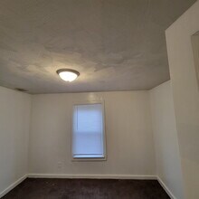 2916 S Rybolt Ave in Indianapolis, IN - Building Photo - Building Photo