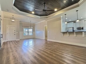 155 Summer Ct in Deatsville, AL - Building Photo - Building Photo