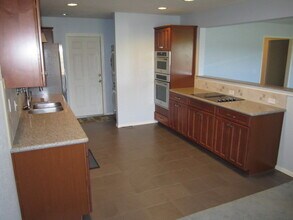 11200 Ann Arbor Ave in Oklahoma City, OK - Foto de edificio - Building Photo