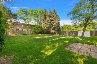 2898 Yorkshire Rd in Birmingham, MI - Building Photo - Building Photo
