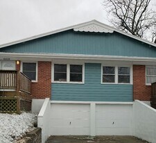 4419 E 56th St in Kansas City, MO - Building Photo