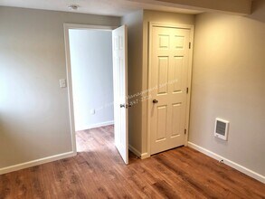 909 Harmony Ave in New Brighton, PA - Building Photo - Building Photo
