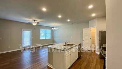212 Harrison St in Calhoun, GA - Building Photo - Building Photo