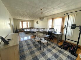 36 7th St, Unit #2 in Medford, MA - Building Photo