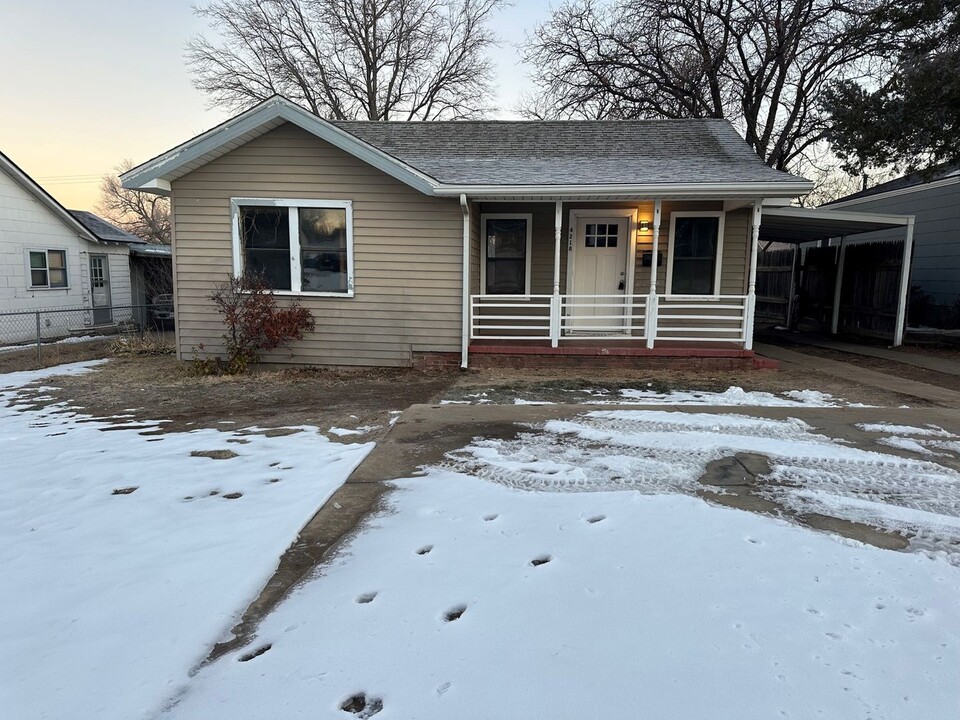 4218 SW 10th Ave in Amarillo, TX - Building Photo