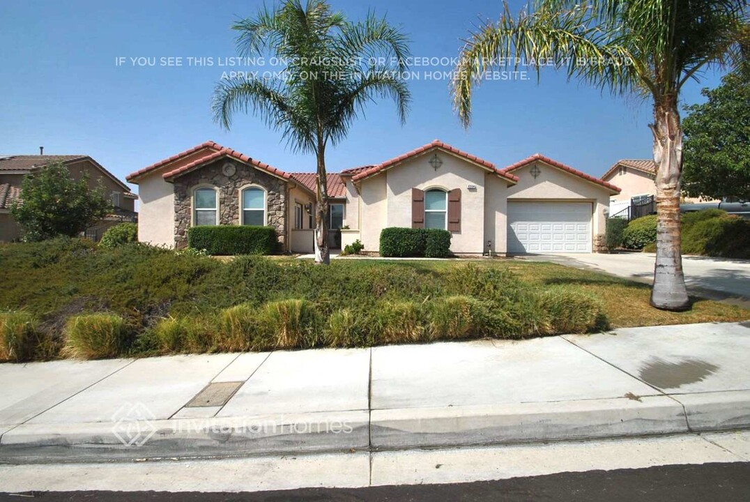 6594 N Jordan Ln in San Bernardino, CA - Building Photo