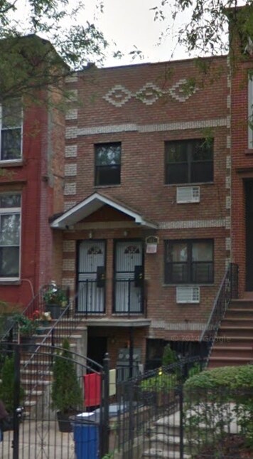 966 Gates Ave in Brooklyn, NY - Foto de edificio