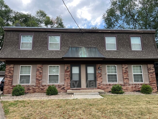 6650 Holcomb Cir in Des Moines, IA - Building Photo - Building Photo