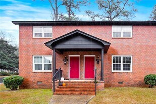 830 Pilot Ave in Fayetteville, NC - Building Photo