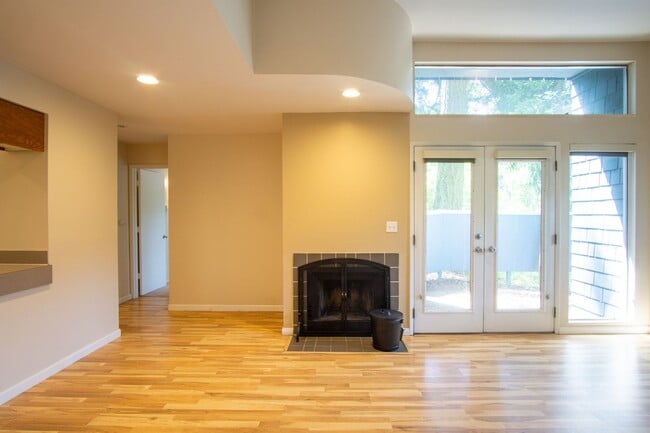 4685 Galewood St in Lake Oswego, OR - Building Photo - Building Photo