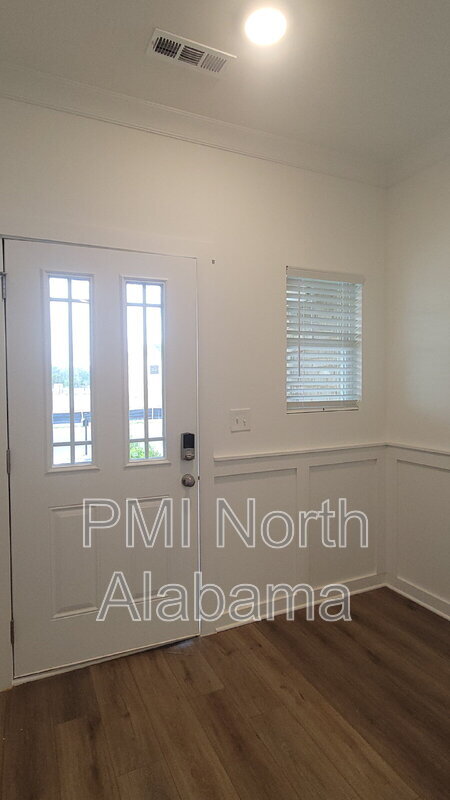 7601 Discovery Pt Dr NW in Huntsville, AL - Foto de edificio - Building Photo